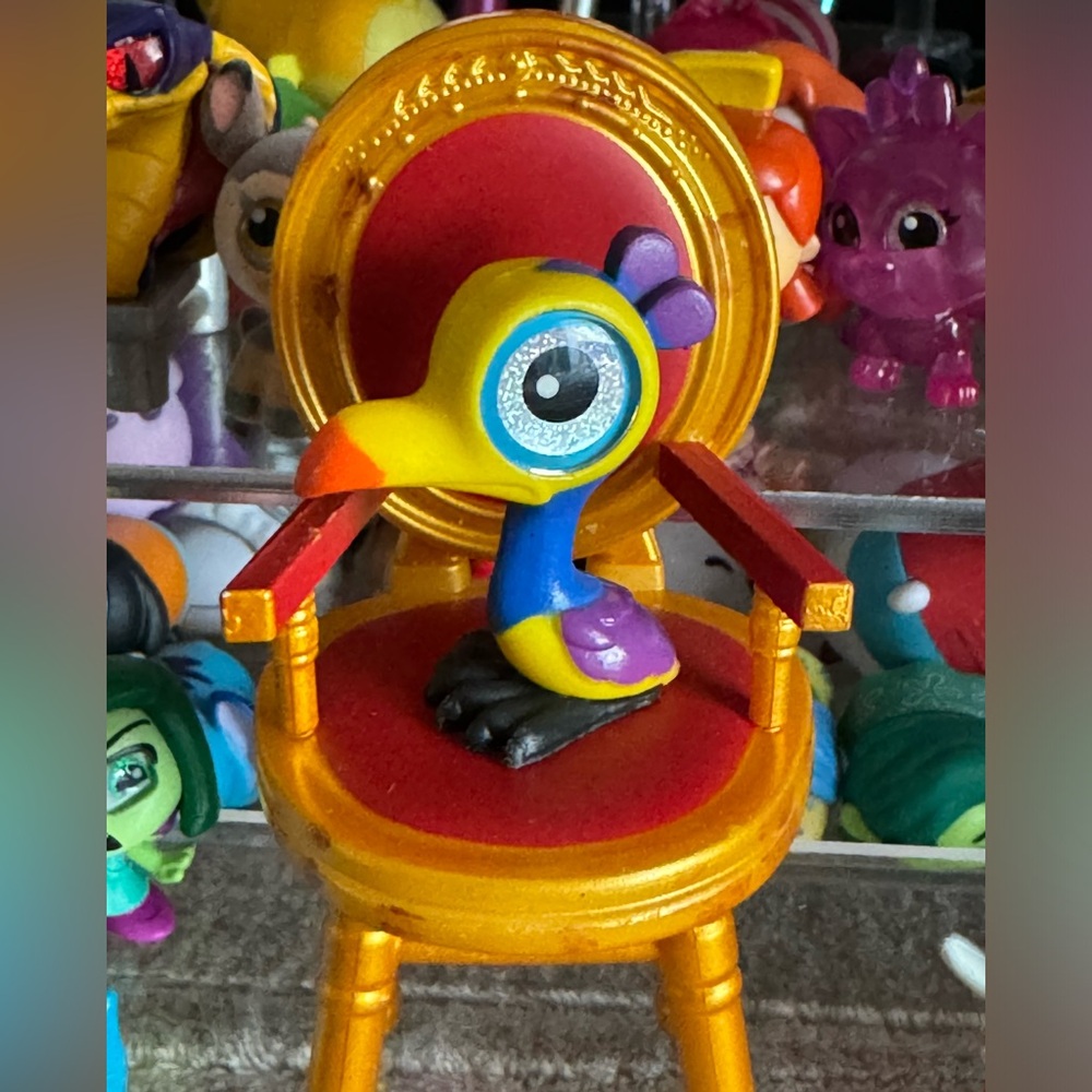 Disney Doorables Kevin UP